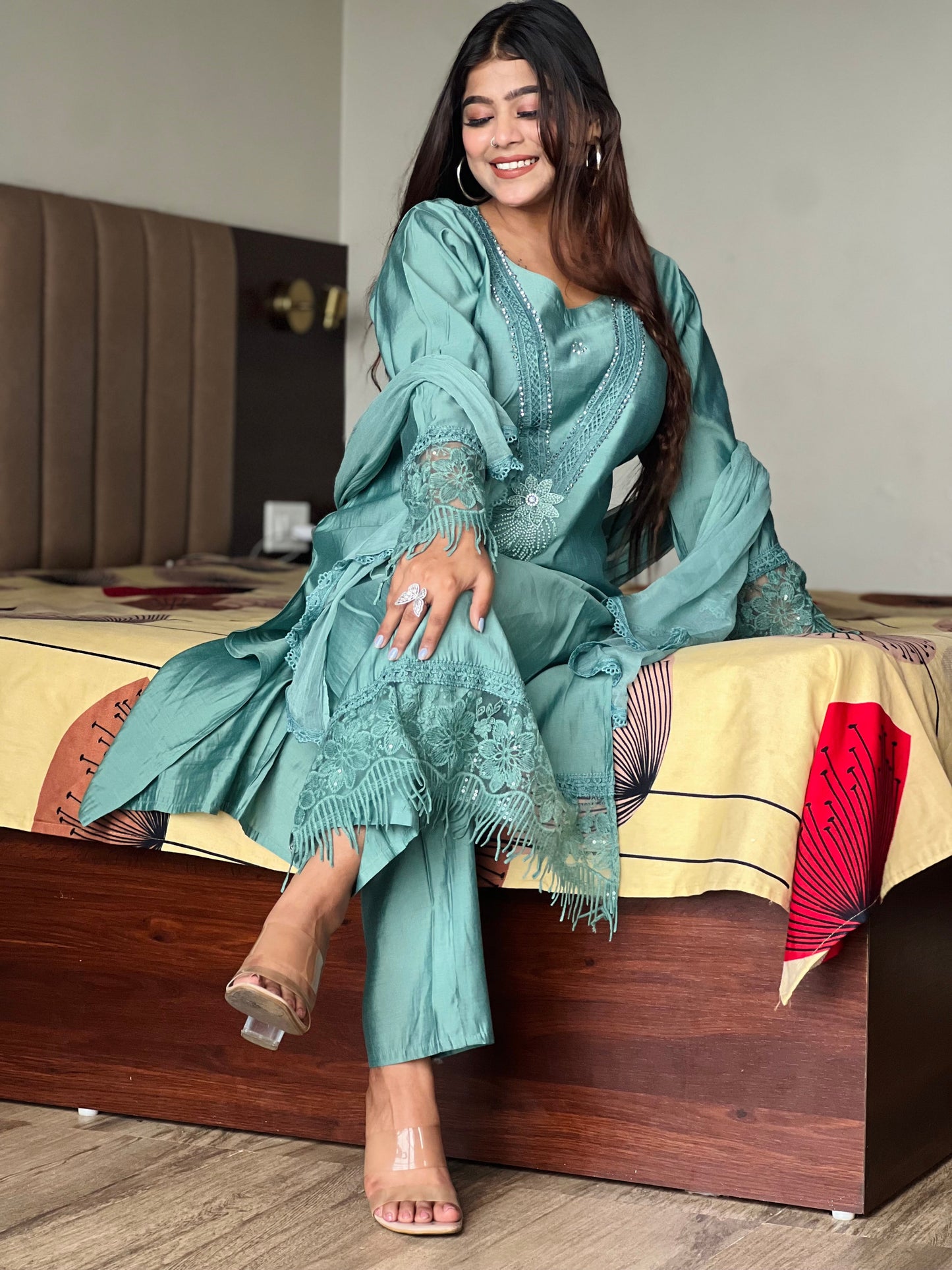 Pakistani Style Suit