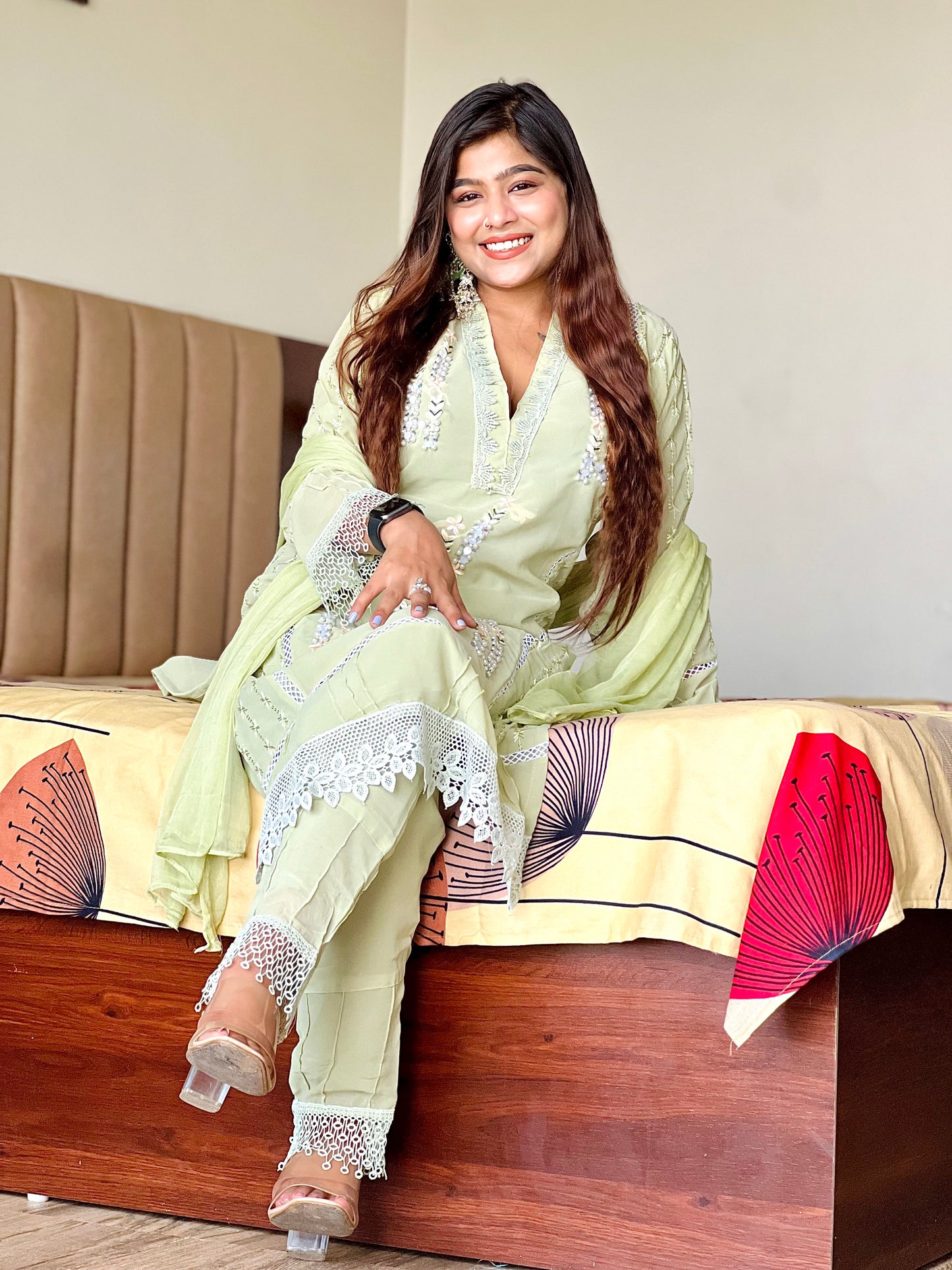 Pakistani Style Suit